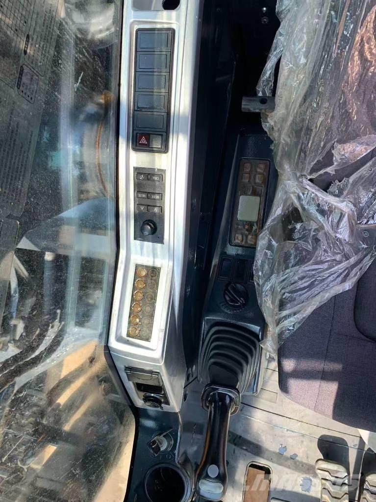 Hyundai R220LC-9S 履带挖掘机