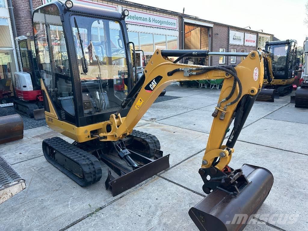 CAT 301.4 C 小型挖掘机