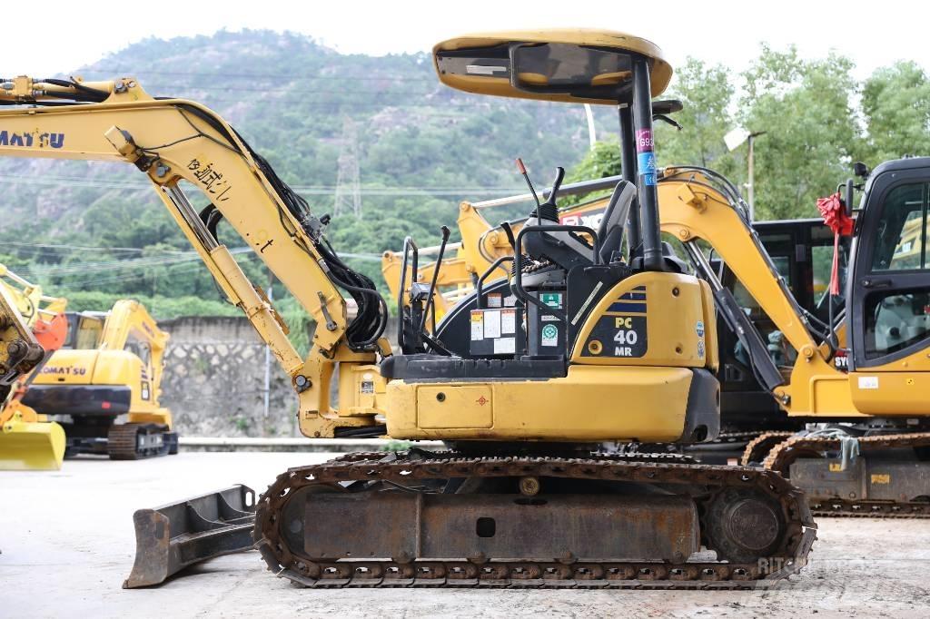 Komatsu PC 40 MR 小型挖掘机