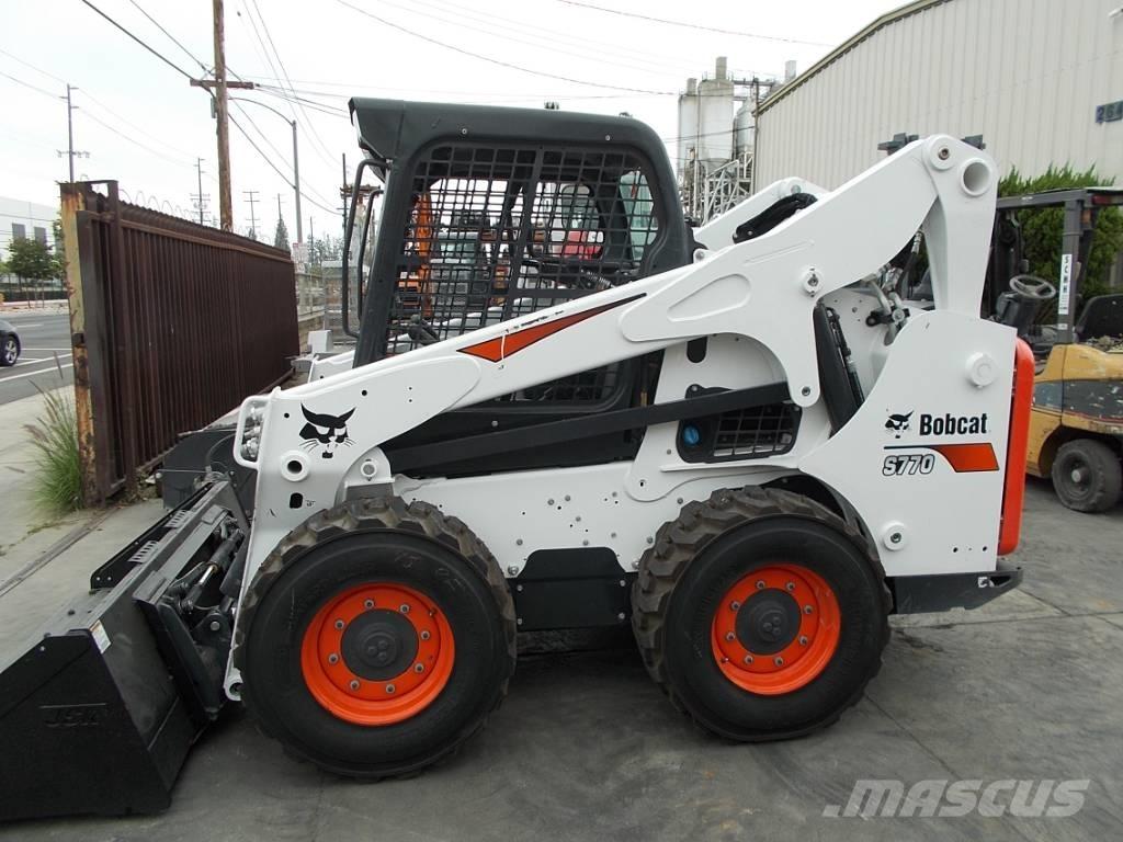 Bobcat S770 滑移装载机