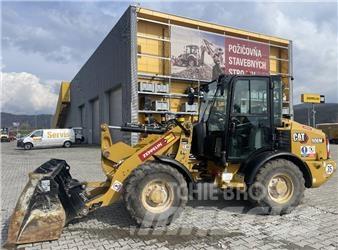 CAT 906 M 轮式装载机