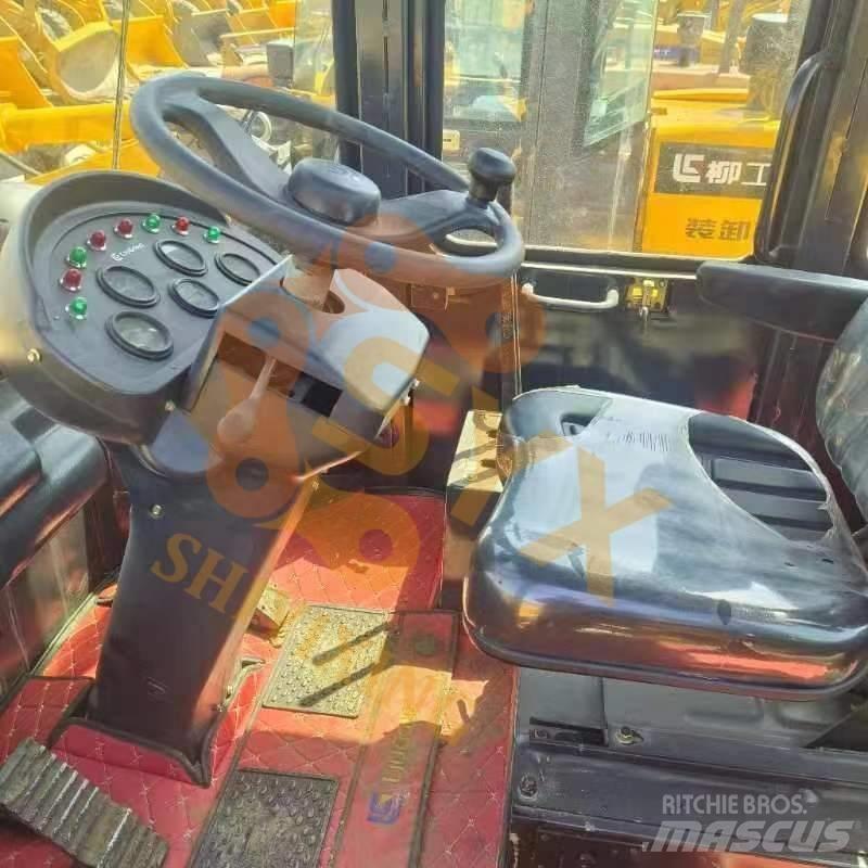 LiuGong 836 轮式装载机
