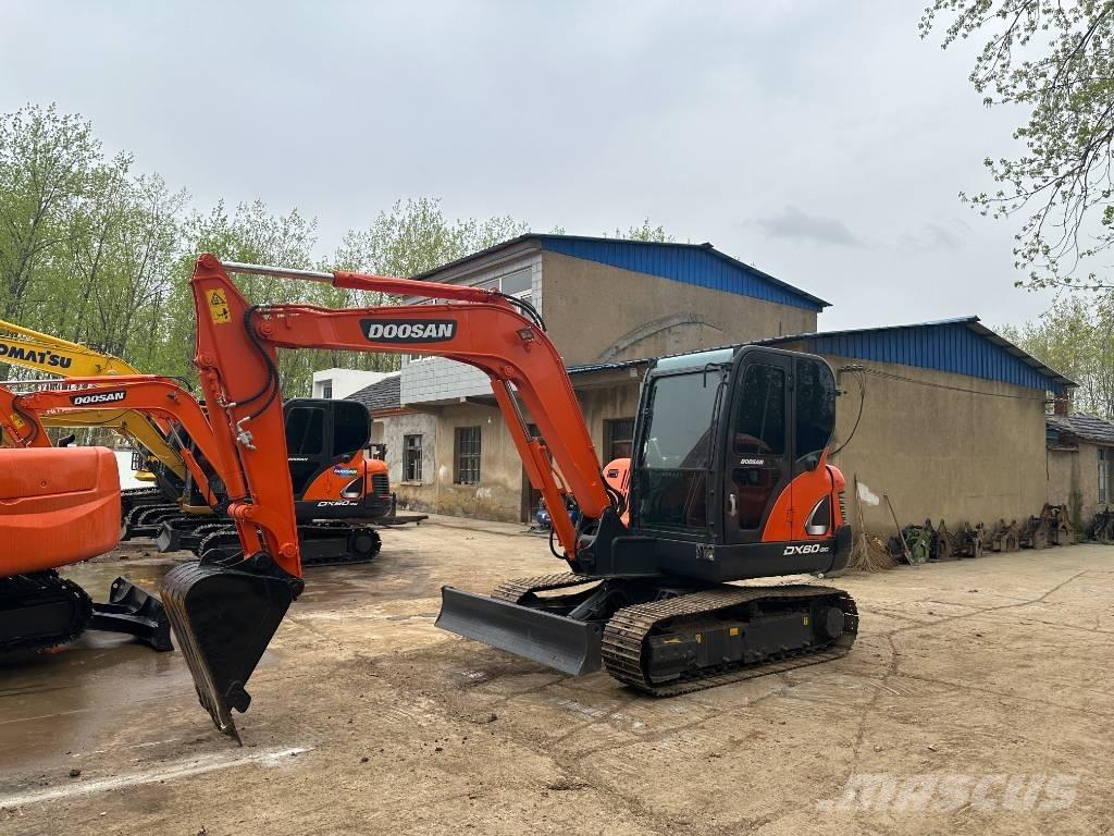 Doosan DX60 履带挖掘机