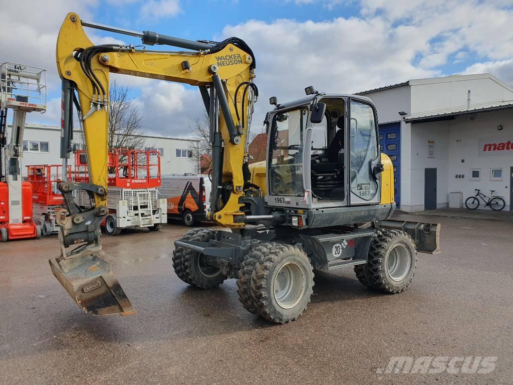 Wacker Neuson EW100 轮式挖掘机