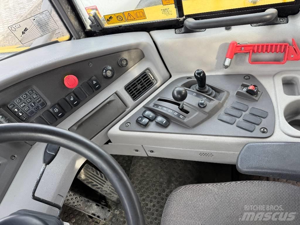 Volvo A 25 G 铰接式自卸车