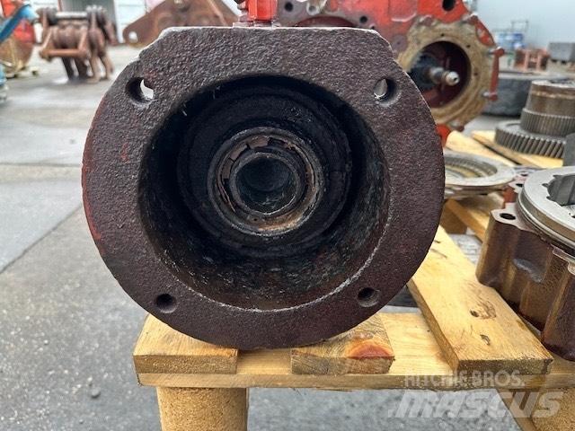 ZF 2AVG100 传动装置