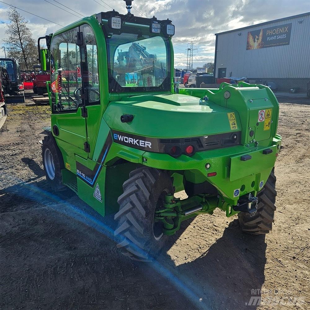 Merlo EW25.5 伸缩臂叉装车|叉装车