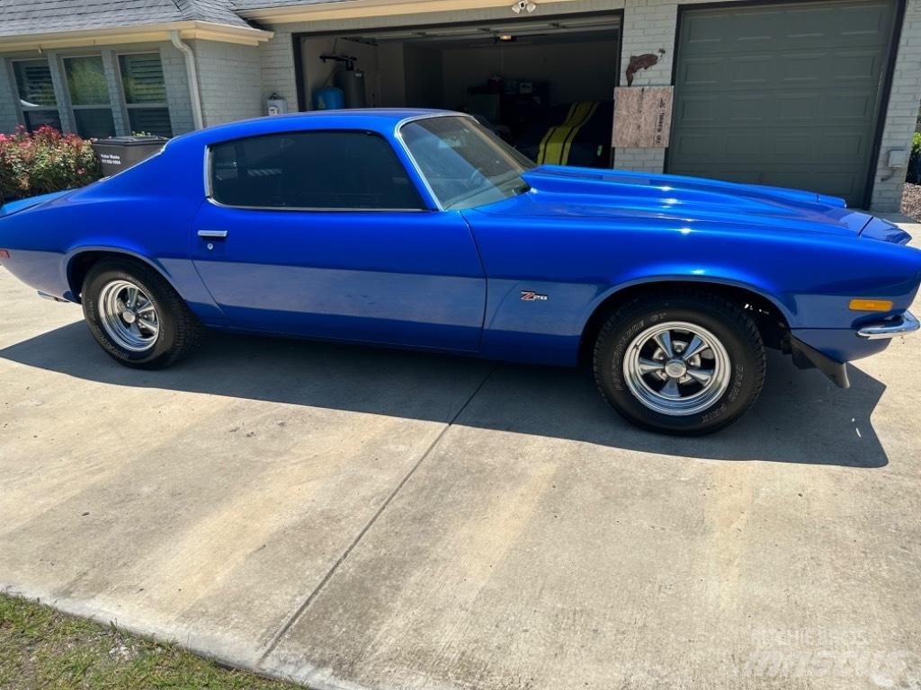 Chevrolet Camaro 汽车