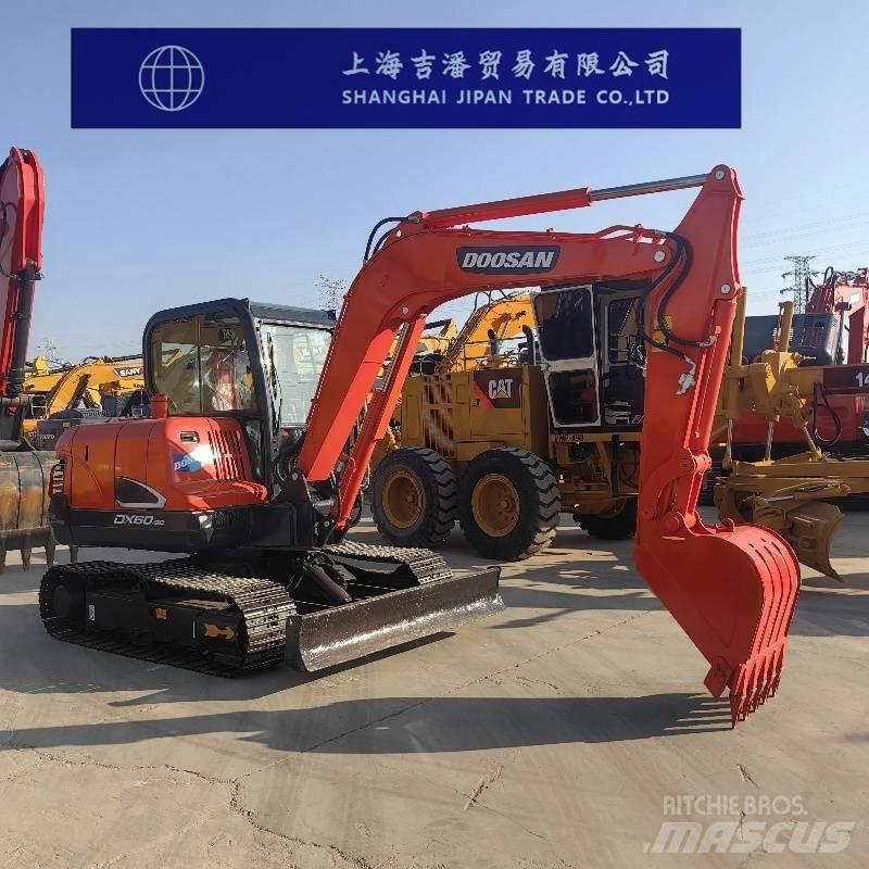 Doosan DX 60 小型挖掘机