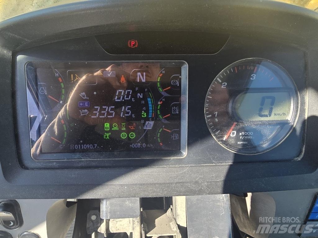 Komatsu WA 480 轮式装载机