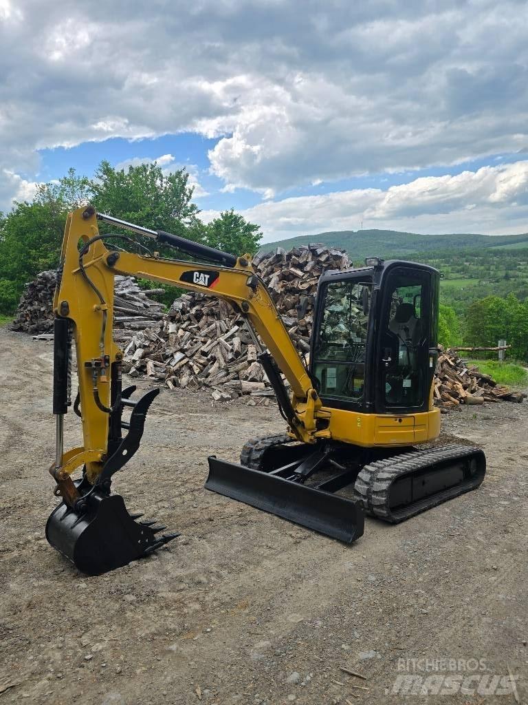 CAT 304 D CR 小型挖掘机