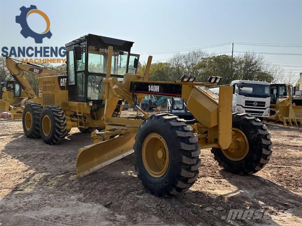 CAT 140H 平地机/推土机