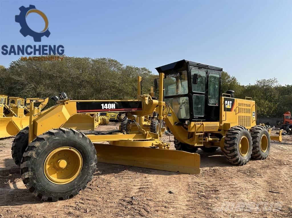 CAT 140H 平地机/推土机