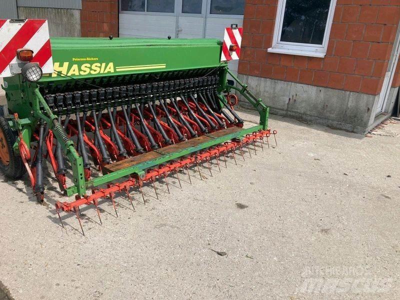 Hassia Euro 300/29 耙地机