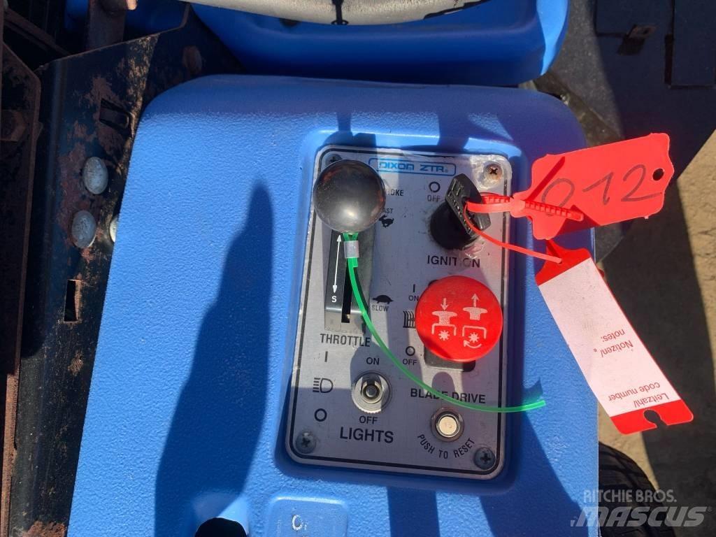 Dixon ZTR4421 零回转割草机