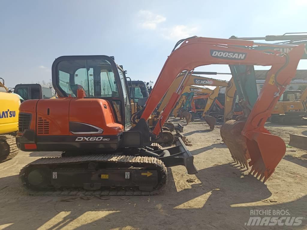 Doosan DX 60-9 C 履带挖掘机
