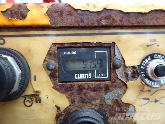 Terex MBR 71 单轮压路机