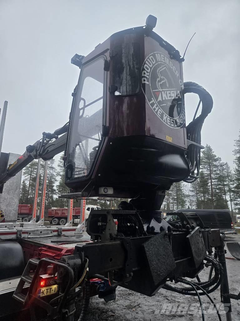 Kesla 2112T 木材起重机