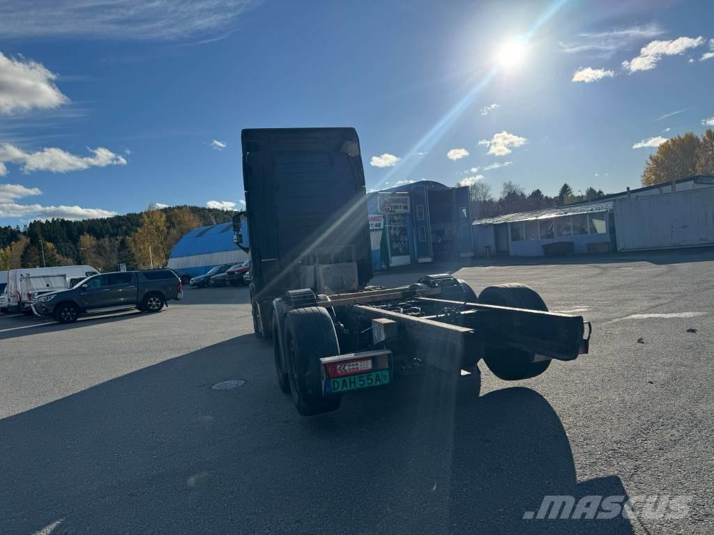 Volvo FH 550 平板车