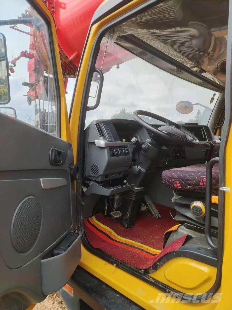 Sany STC1300C8 全地面起重机︳移动式起重机