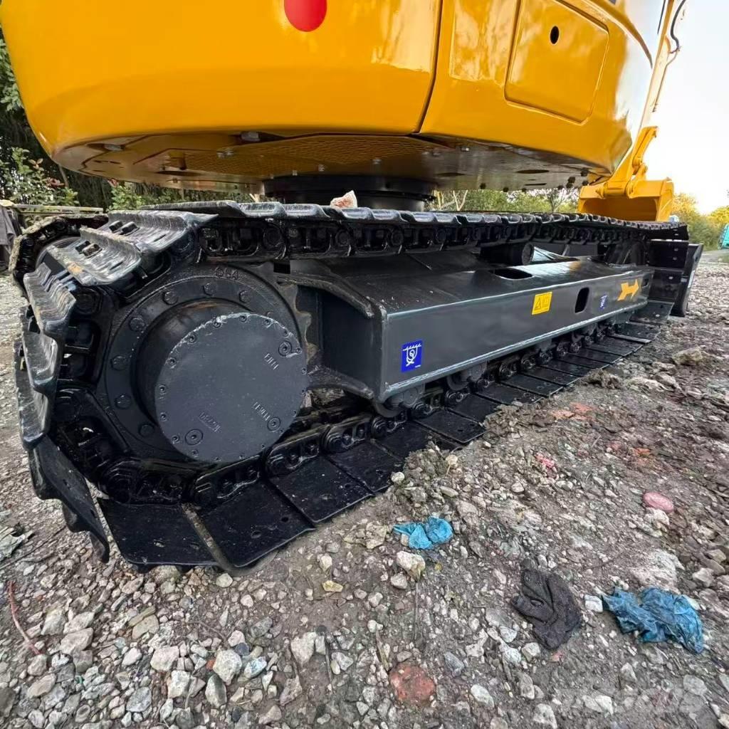 Komatsu PC 78 US 中型挖掘机