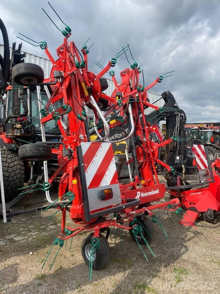 Kverneland 8590 犁耙和摊草机