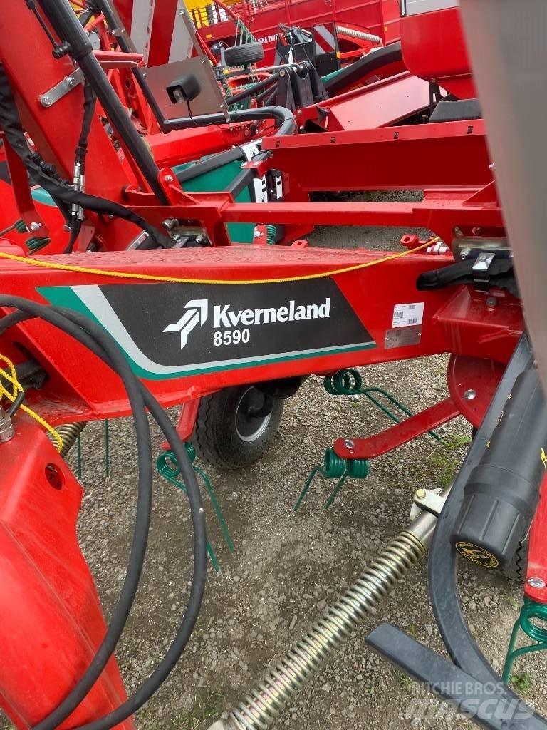 Kverneland 8590 犁耙和摊草机