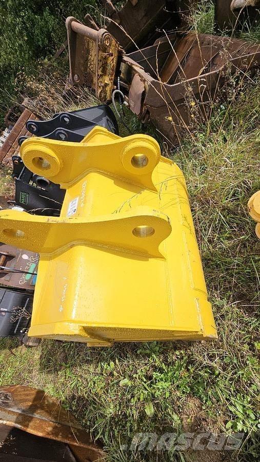 Komatsu PC200 挖斗