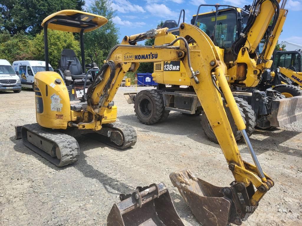 Komatsu PC26MR-3 小型挖掘机