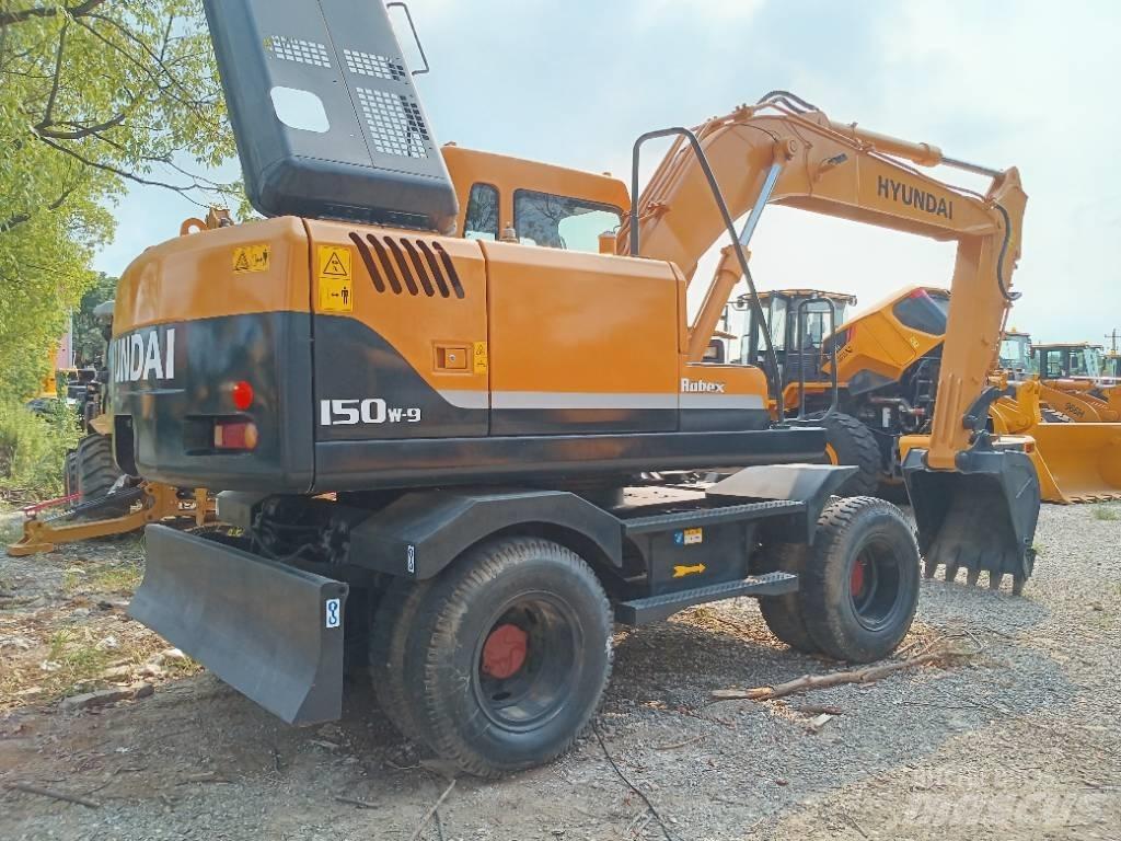 Hyundai 150W-9 履带挖掘机