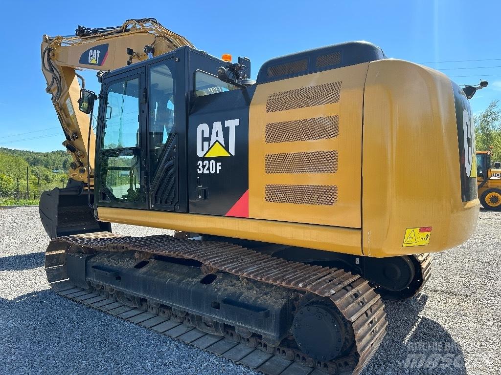 CAT 320 FL 2017 履带挖掘机