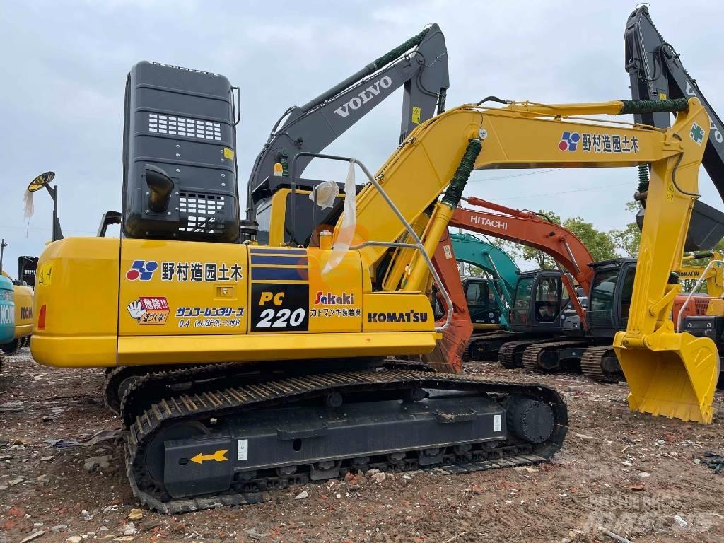 Komatsu PC 220 履带挖掘机