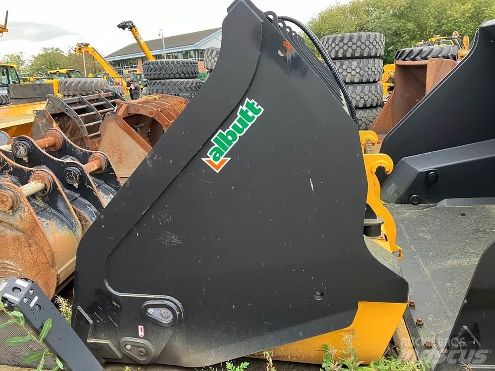 Volvo L 120 F 轮式装载机