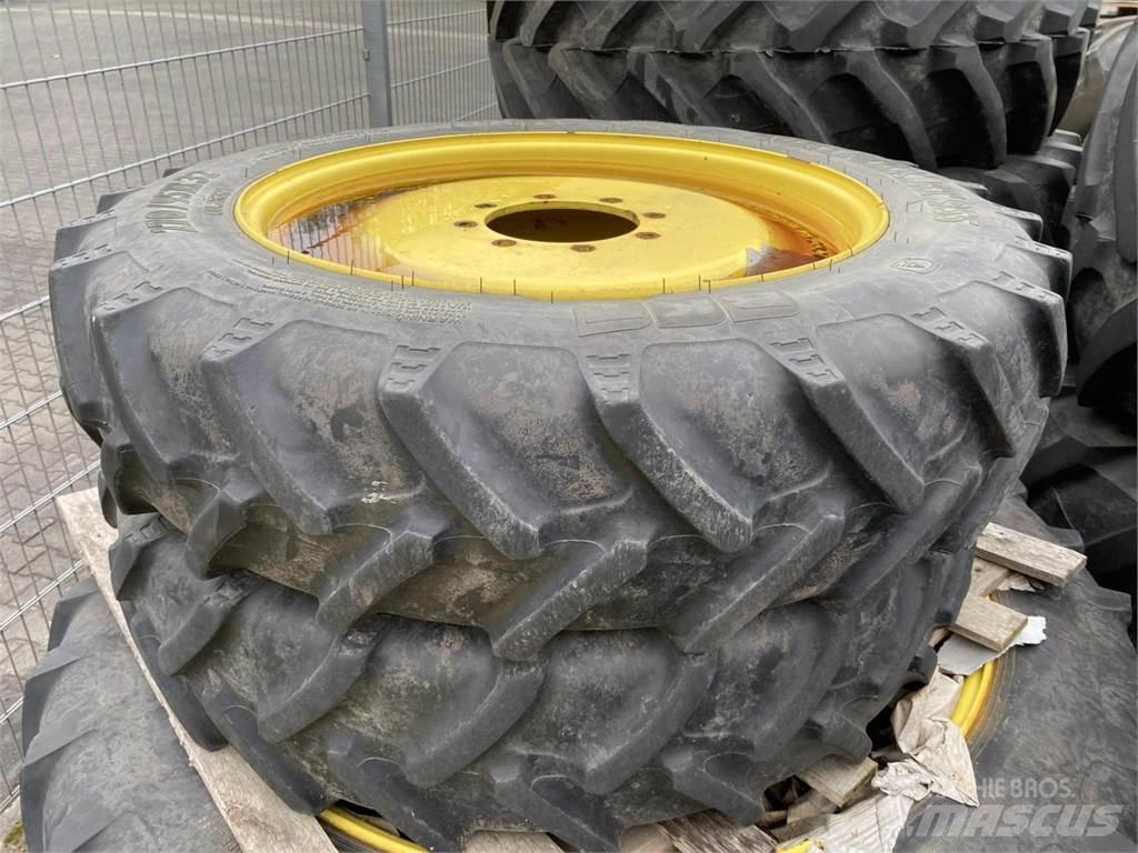 BKT 270/95R32 轮胎、车轮、轮圈