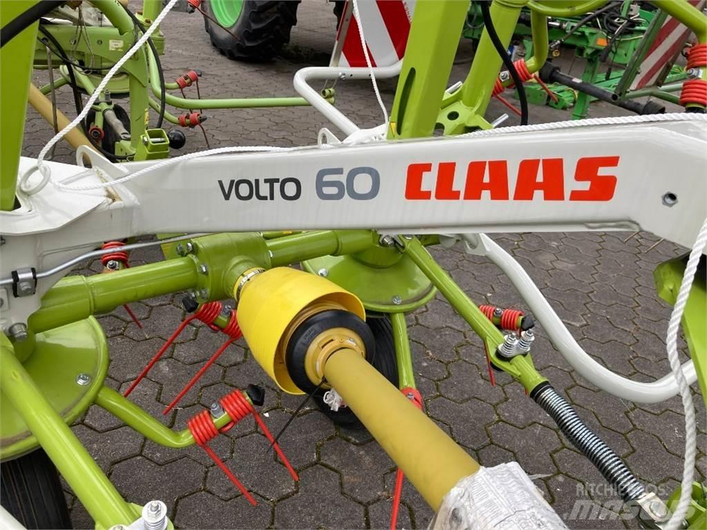 CLAAS Volto 60 犁耙和摊草机