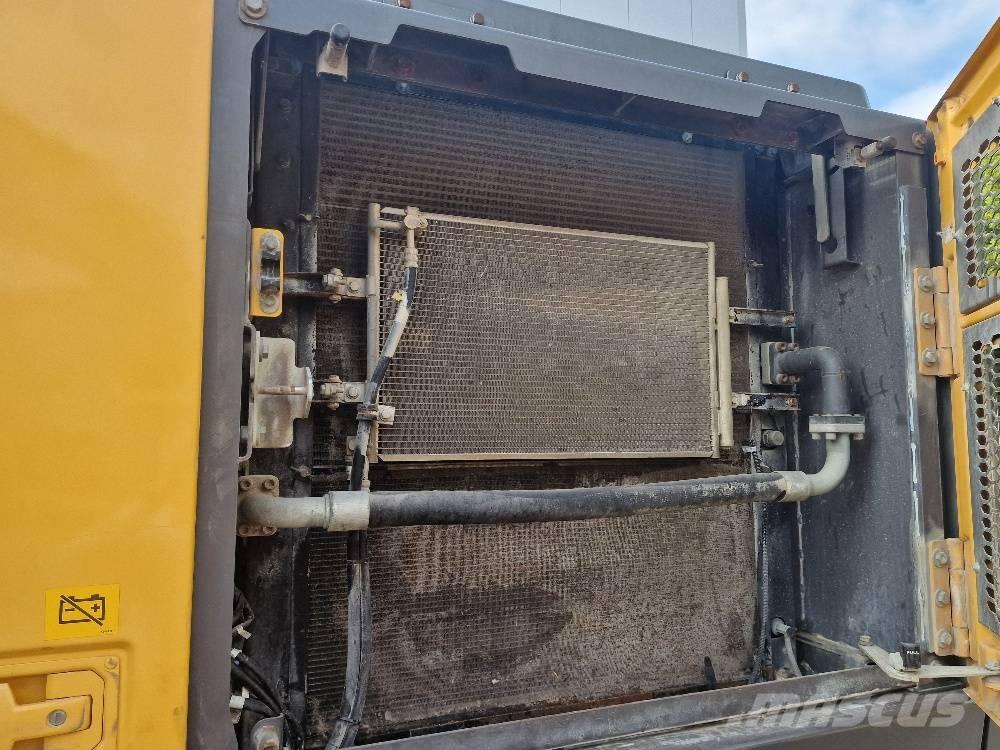 Volvo EC 250EL 履带挖掘机