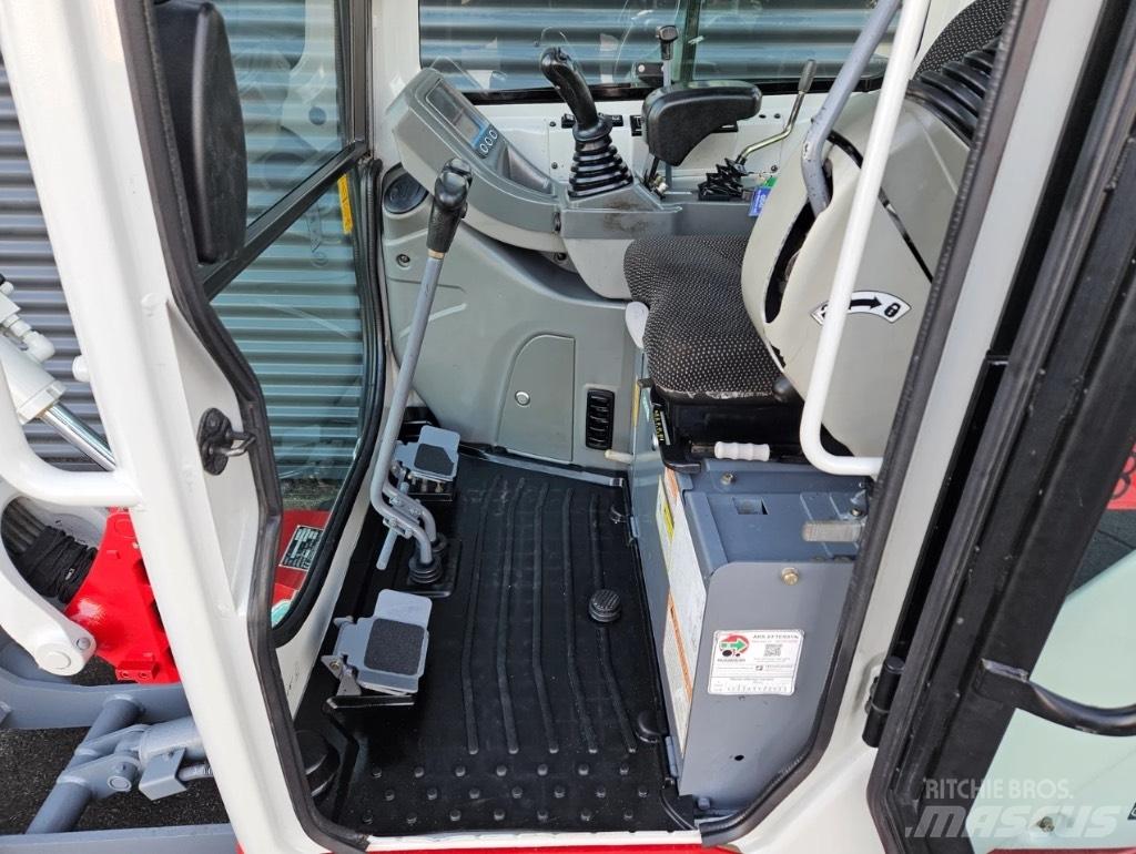 Takeuchi TB 216 小型挖掘机