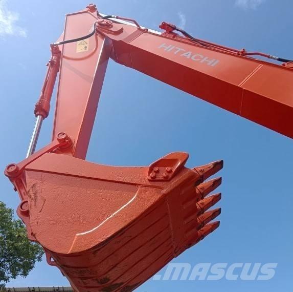 Hitachi ZX 130 履带挖掘机