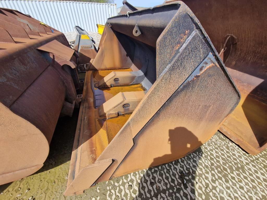 Volvo L 180 挖斗