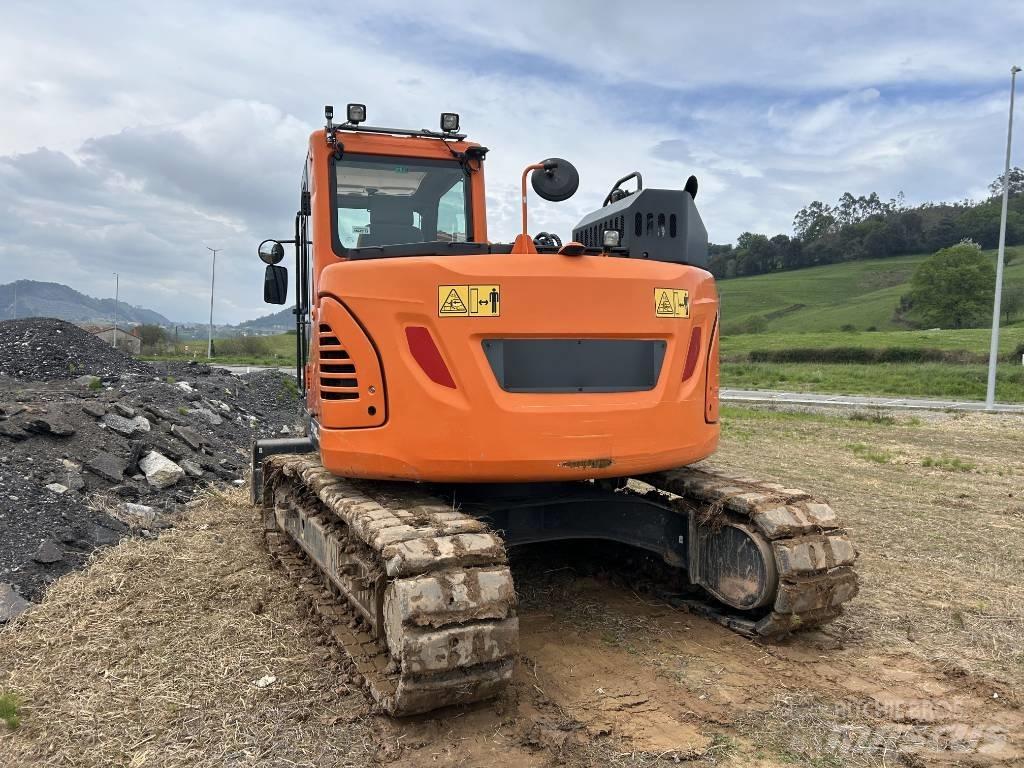 Doosan DX 140 履带挖掘机