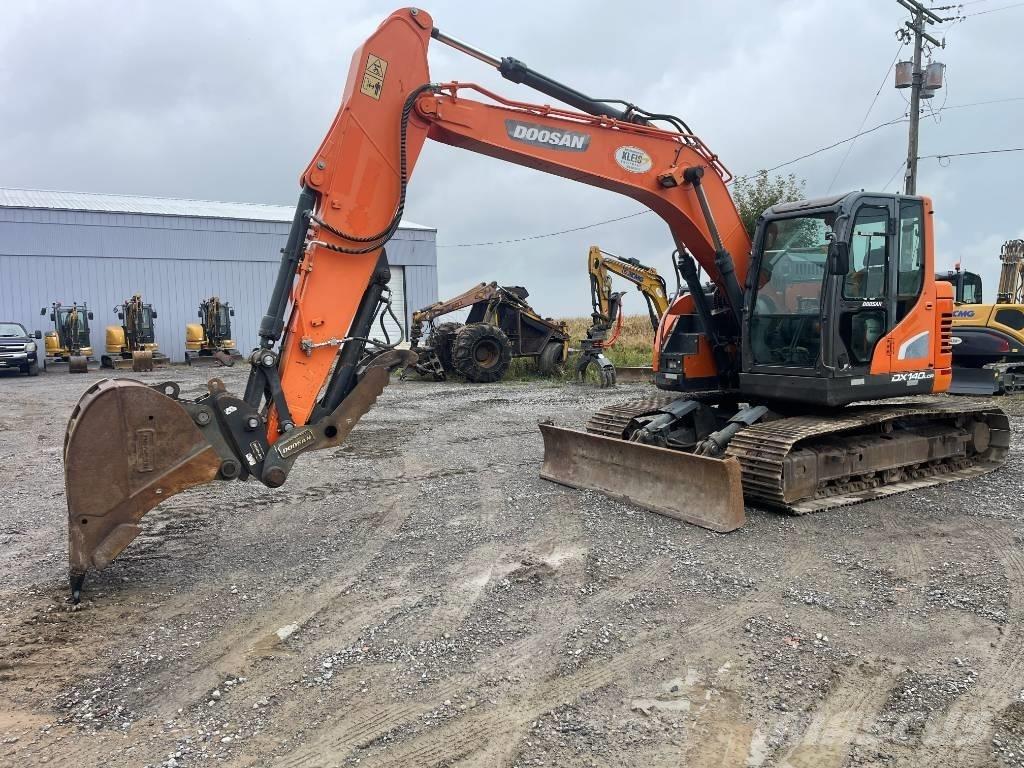 Doosan DX 140 LCR 履带挖掘机