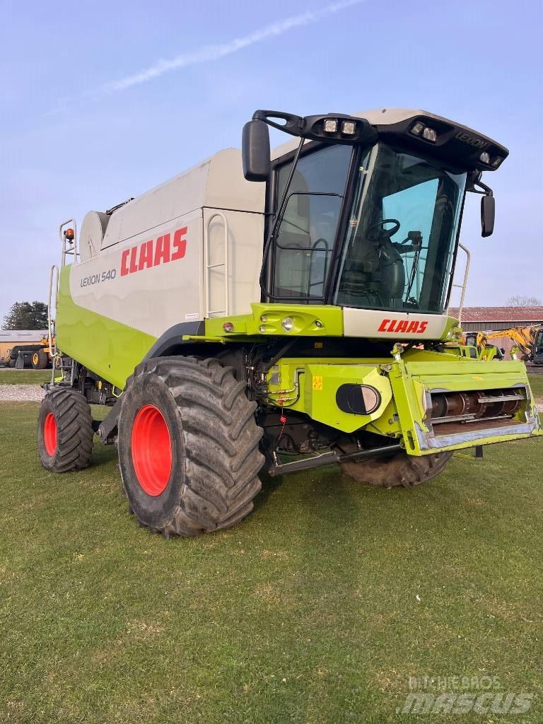 CLAAS LEXION 540 联合收割机