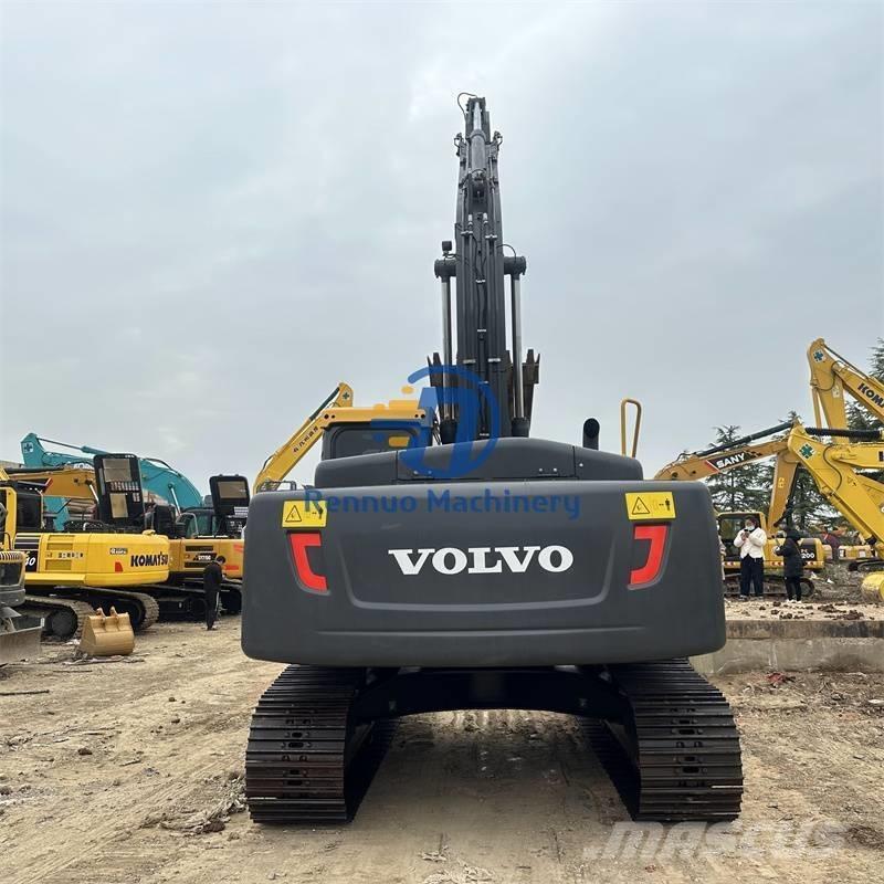 Volvo EC 240 履带挖掘机
