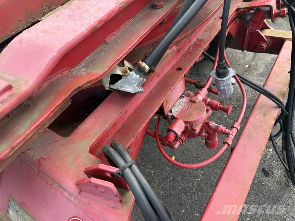 Krone konttikärry 货柜车