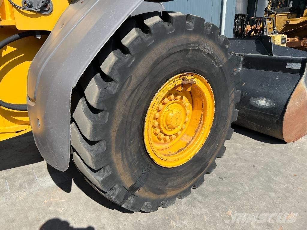 Volvo L90H 轮式装载机