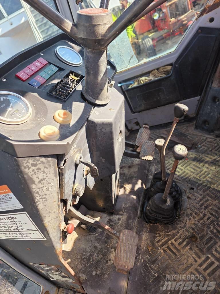 Massey Ferguson 690 拖拉机/农用车