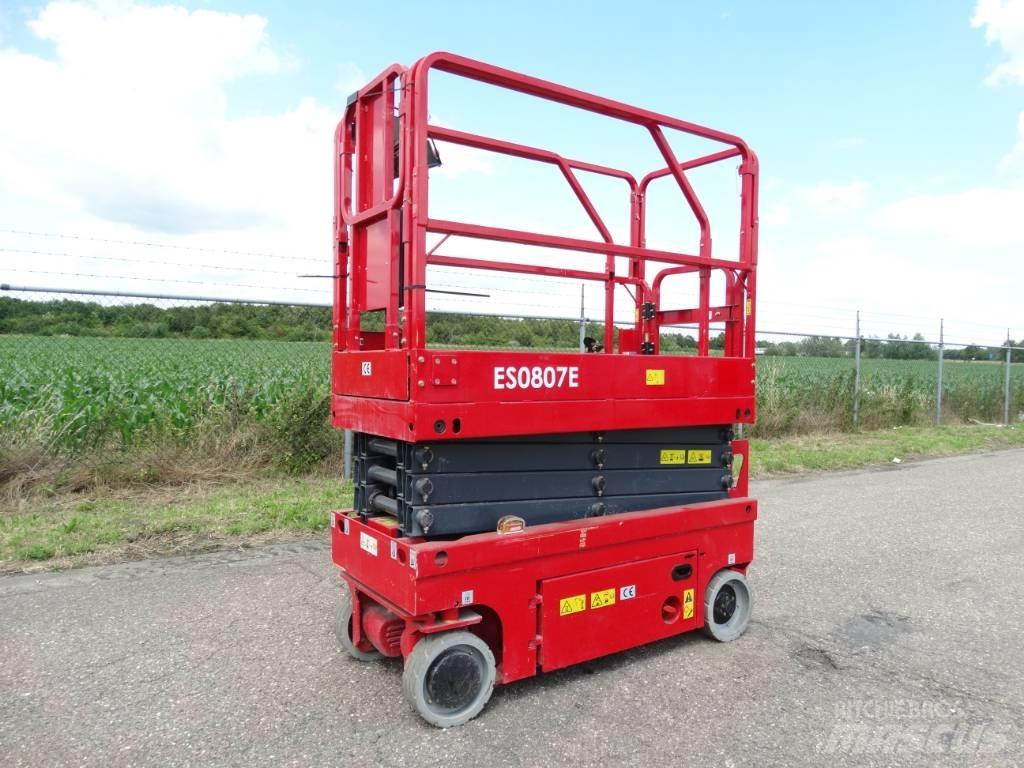 Magni ES0807E 剪叉式升降机