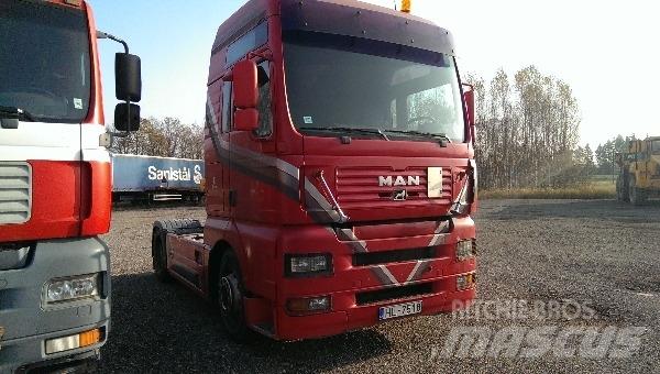 MAN 18.513 牵引车