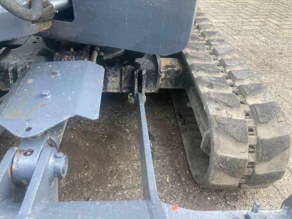 Terex TC 16 小型挖掘机