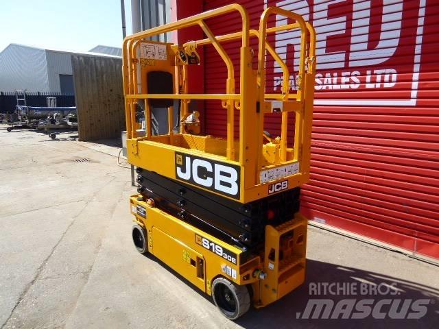 JCB S 1930 E 剪叉式升降机